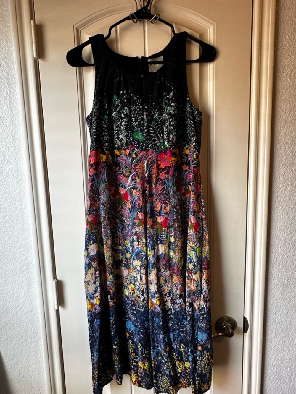 Maeve Anthropologie Larkspur Navy Floral Midi Dress size 0
